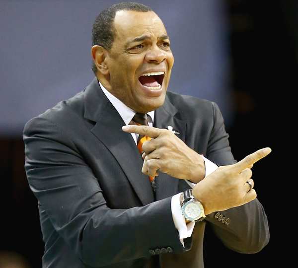 Lionel Hollins Nets 600